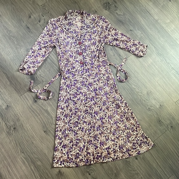Vintage 1940’s Rayon Jersey Purple Raspberry Print Long Sleeve Dress - Picture 14 of 16